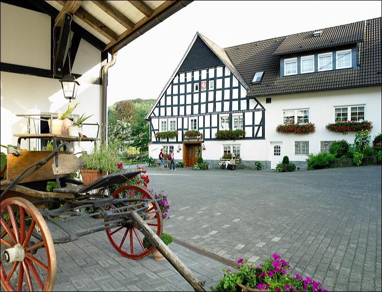 Hotel Klaukenhof Lennestadt Ngoại thất bức ảnh
